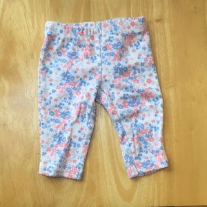 Like new! Flower patterned leggings.